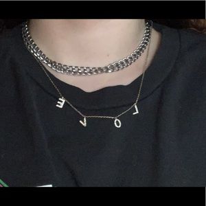 urban outfitters necklace